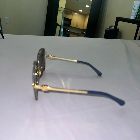 Chanel Square Sunglasses - Picture 5 of 13